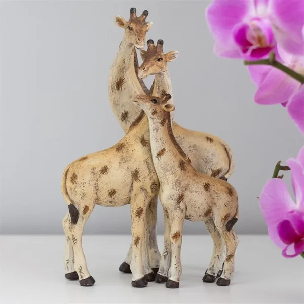 S03720708_13.webp Giraffe Family Ornament