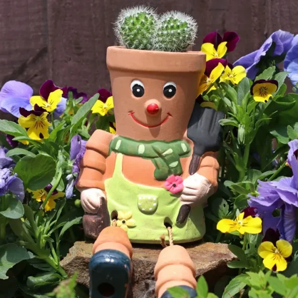 S03721003_12 Terracotta Pot Man Planter