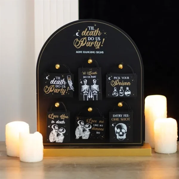 S03723358_14.webp Set of 36 Til Death Do Us Party Mini Signs on Display