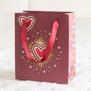 main-113.webp Sacred Heart Gift Bag