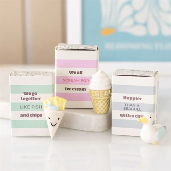 main-19.webp Set of 24 Seagull and Ice Cream Token Gifts in Display