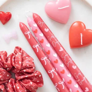 main-49.webp Set of 3 Girl Gang Bow and Heart Taper Candles