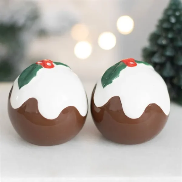 Christmas Pudding Salt and Pepper Shakers 4 Christmas Pudding Salt and Pepper Shakers
