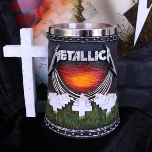 Metallica Master of Puppets Metal Tankard - Fiery Sunset Design A Metallica-themed metal tankard with fiery sunset and white crosses inspired by Master of Puppets.