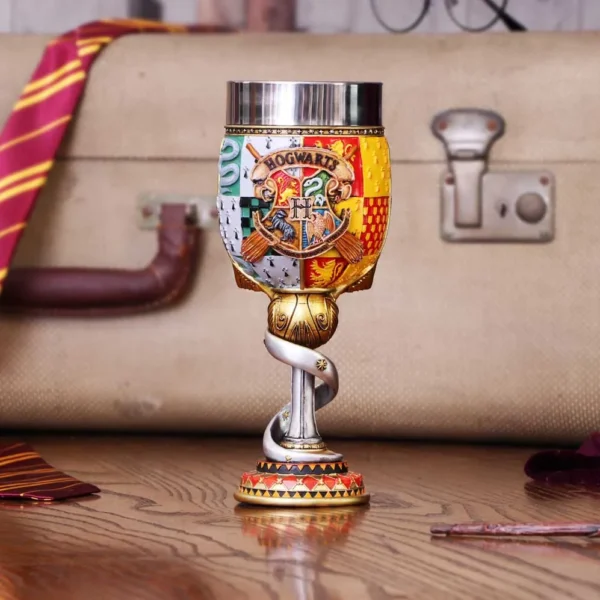b5615t1-7.webp Harry Potter Golden Snitch Collectible Goblet