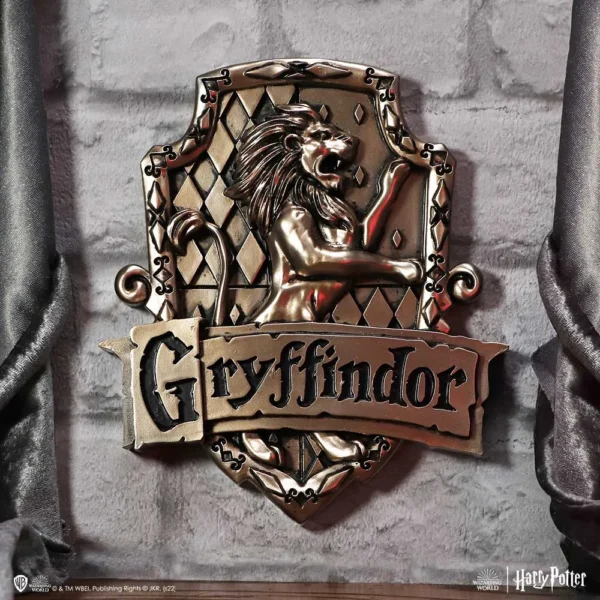 b6302x3-7.webp Harry Potter Gryffindor Wall Plaque 20cm