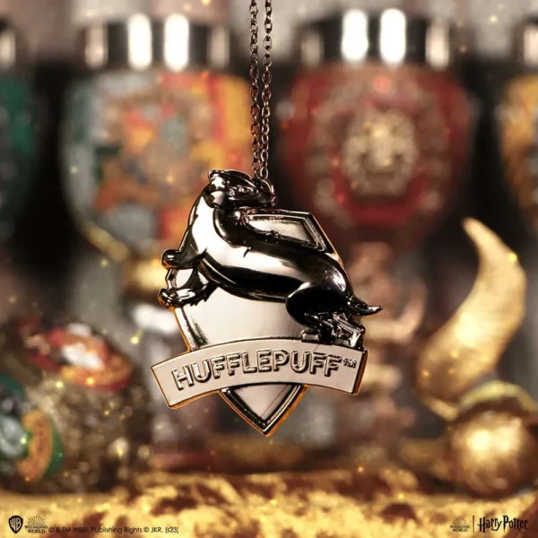 b6482x3-7.webp Harry Potter Hufflepuff (Silver) Hanging Ornament