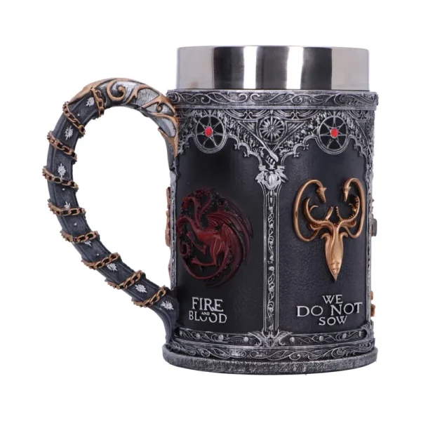 Game of Thrones Tankard Black Resin Mug - Targaryen and Greyjoy Medieval-style Game of Thrones tankard featuring Targaryen dragon and Greyjoy kraken emblems.