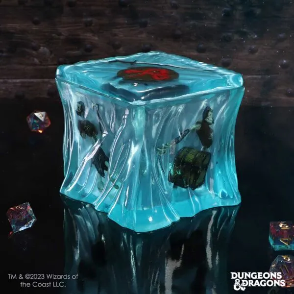 b6266a24-7.webp Dungeons & Dragons Gelatinous Cube Dice Box 11.5cm