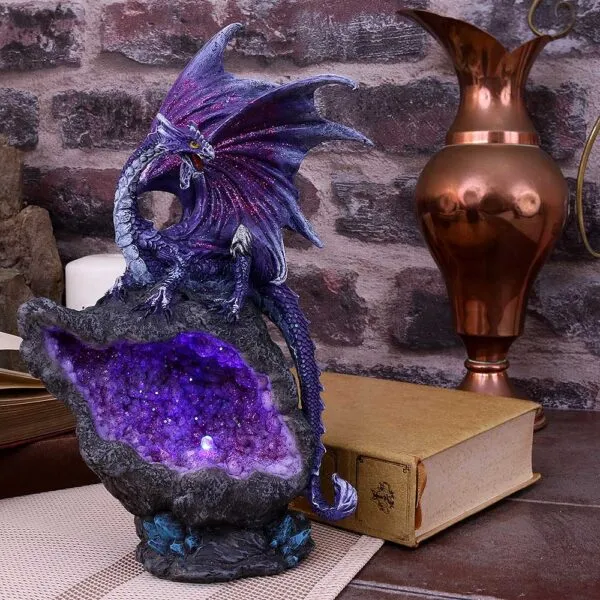 u4498n9-7.webp Amethyst Custodian 22cm