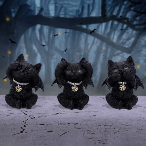 u6105w2-7.webp Three Wise Vampuss 9cm