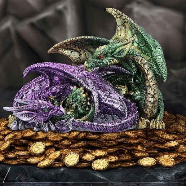 u7049m25-7.webp Precious Hoard 20cm