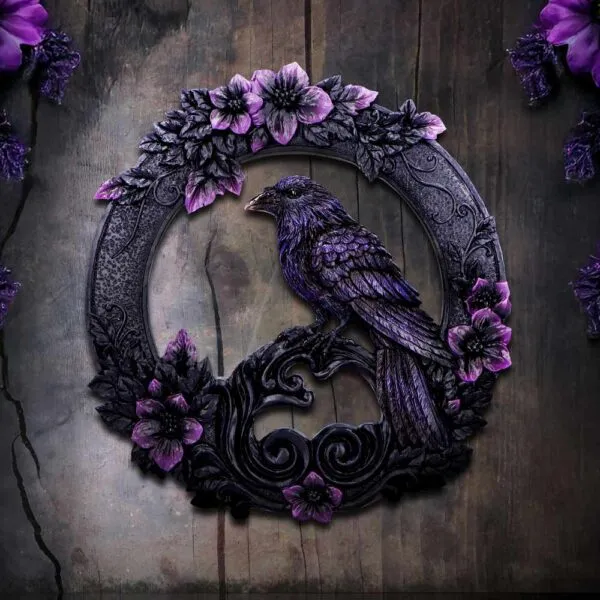 u7213c25-7.webp Watcher of the Veil (Wall Hanging) 22.5cm