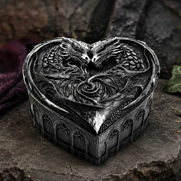 Dark Heart Box 6.8cm